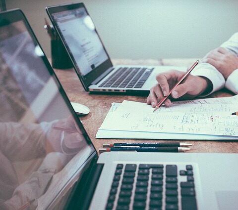 L.A.P.中小企業顧問弁護士の会よりご紹介した弁護士とお客様の面談風景